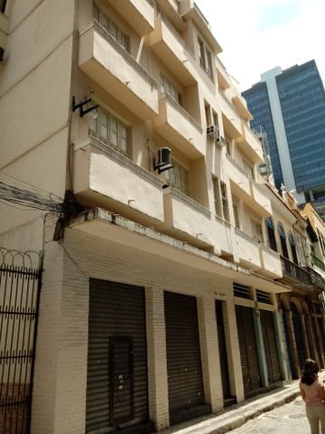 Apartamento para aluguel possui 61 metros quadrados com 3 quartos em Centro - Rio de Janei - Foto 6