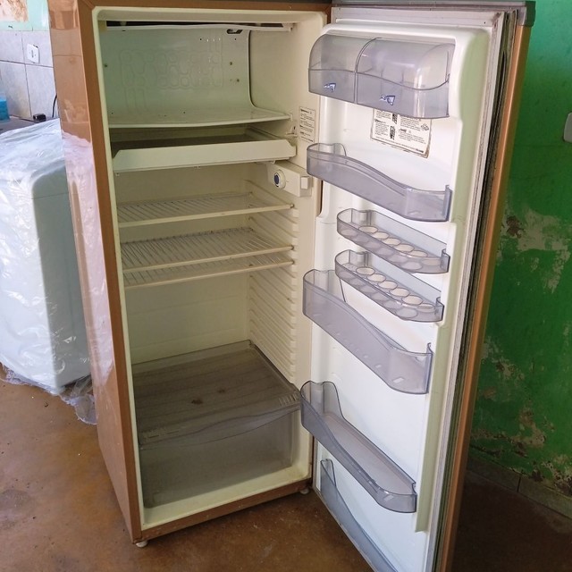 Refrigerador consul usada