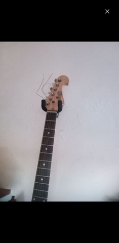 Vendo Guitarra Memphis MG22  - Foto 3