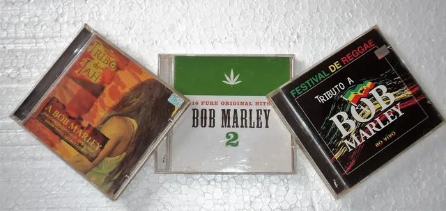 Conjunto de 3 CDs com referencia à Bob Marley