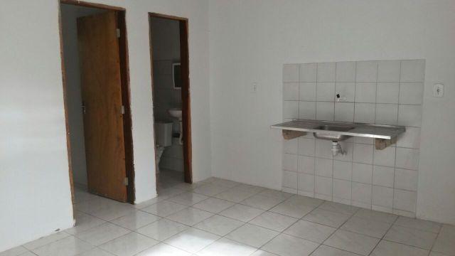 Kitinetes Nova próx rua do aririzal na Cohama, fácil acess as Facul. Pitágoras e Ceuma - Foto 4