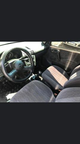 Corsa sedam 97/97 1.6 GL básico oportunidade - Foto 2