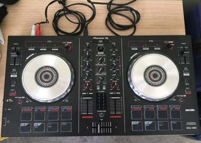 Controladora ddj sb2 pioneer