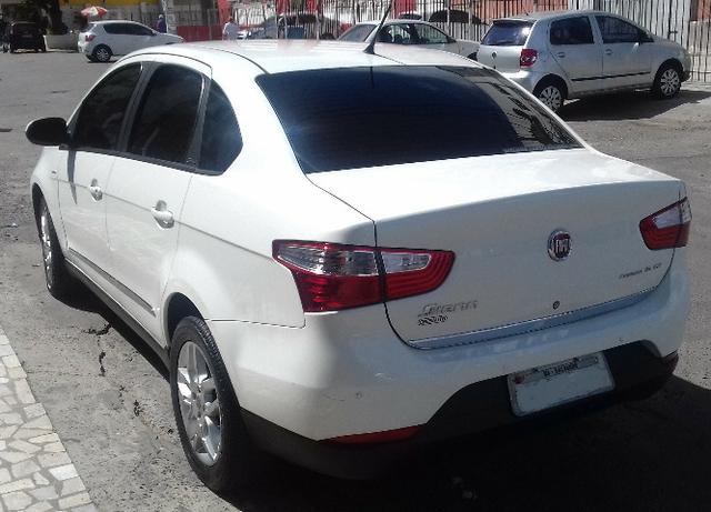 Grand Siena Essence 1.6 16V - Perfeito estado - Foto 2