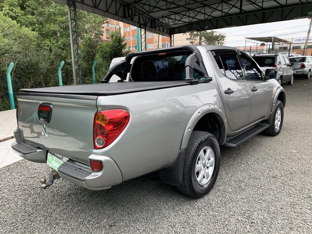 Mitsubishi L200 Triton 2015 - Foto 3