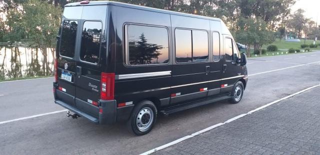 Ducato Van Executiva 1+6Lugares - Foto 17
