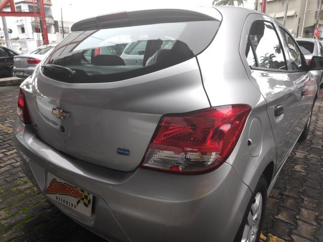 GM - CHEVROLET ONIX HATCH JOY 1.0 8V FLEX 5P MEC. - Foto 3