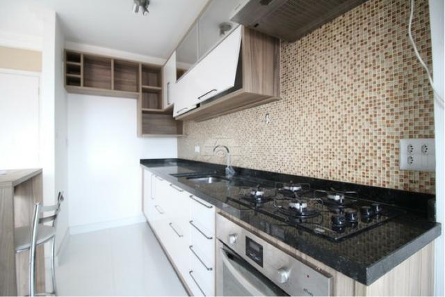 Aluga-se apartamento semi-mobiliado Pinheirinho, ótima localização