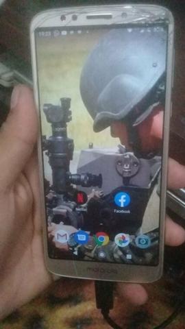 Telefone G6 play