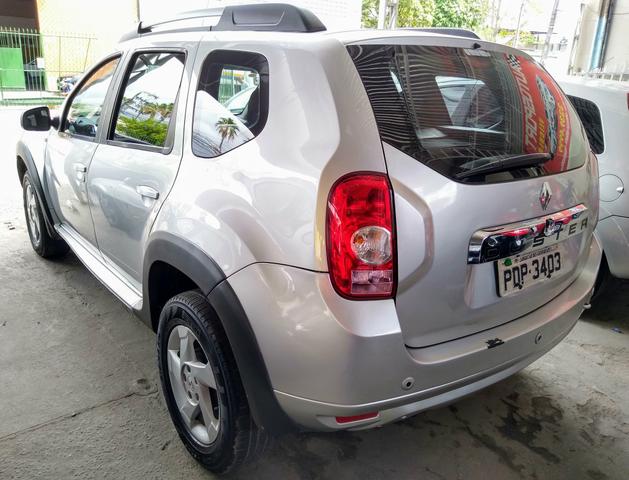 Oferta imperdível !! Duster 1.6 com GNV já estalado carro muito novo - Foto 4