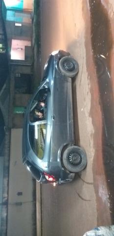 Vendo Celta 8 mil