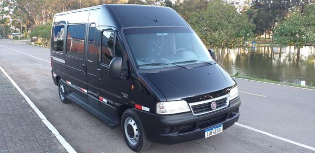 Ducato Van Executiva 1+6Lugares