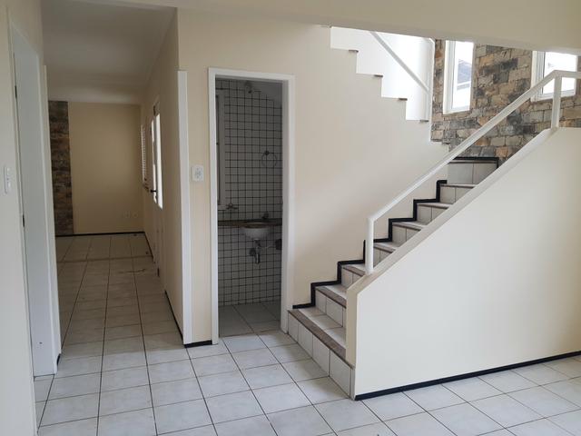 Casa Duplex em Condomínio para Locação - Foto 3