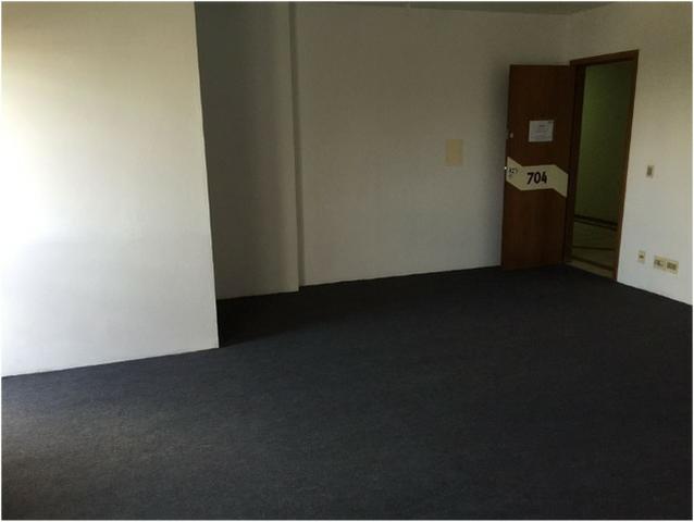 Sala comercial no Centro de Joinville