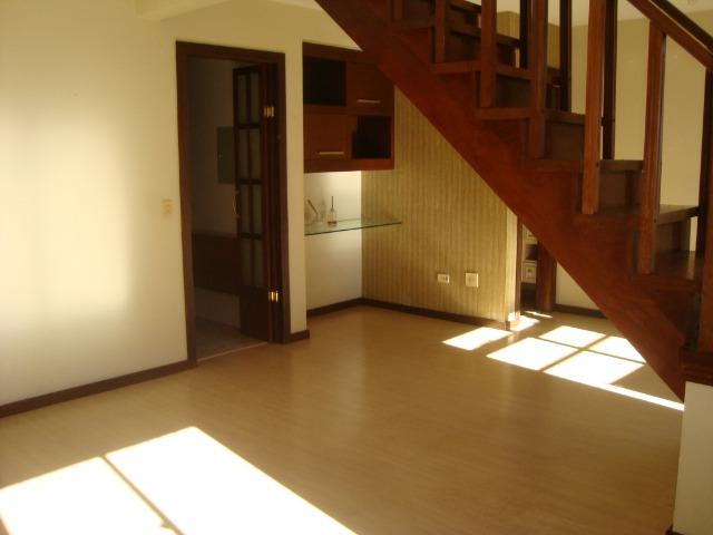 Apartamento Duplex no Juvevê-Vago-143M2-03 Quartos (Suíte c/ hidro)-Ótima vaga de Garagem