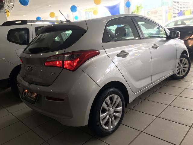 Hyundai HB20 1.6 comfort Plus 17/18 - Foto 2
