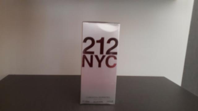 Perfume 212 Carolina Herrera EDT Feminino 100 ml