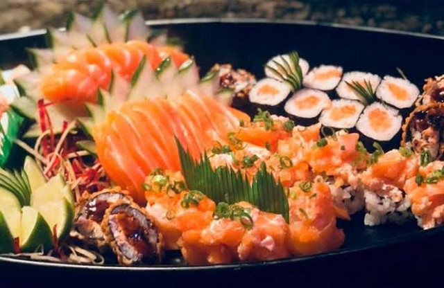 SUSHI BAR "sociedade"