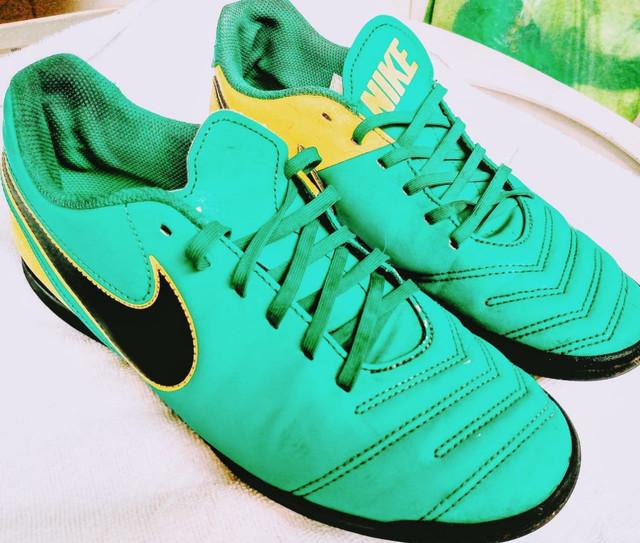 chuteira society nike tamanho 40