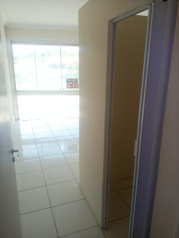 Sala Comercial 33m2 no Centro Barroco de Itaipuaçu de frente para Rua principal! - Foto 6