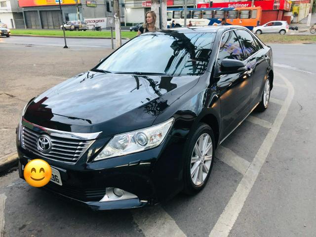 Toyota Camry v6 280cv 2011/12 (vendo ou troco)