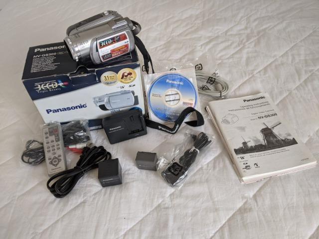 Filmadora Mini DV 3CCD Panasonic - Foto 6