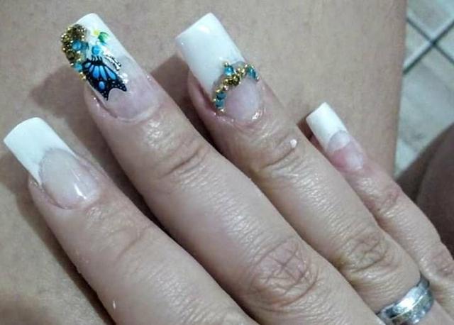 Unhas em gel com fibra