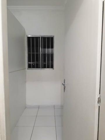 Apartamento Grande de 3 quartos a 70m da BR 101 - Foto 8