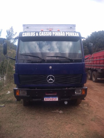 VENDO OU TROCO MB 1214 BAÚ COM PLATAFORMA
