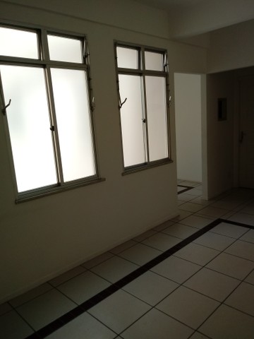Apartamento para aluguel possui 61 metros quadrados com 3 quartos em Centro - Rio de Janei - Foto 14