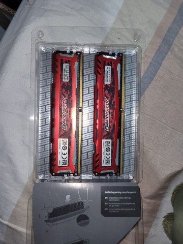 2x Crucial Ballistix Sport LT RED 8GB 2666Mhz DDR4 CL16