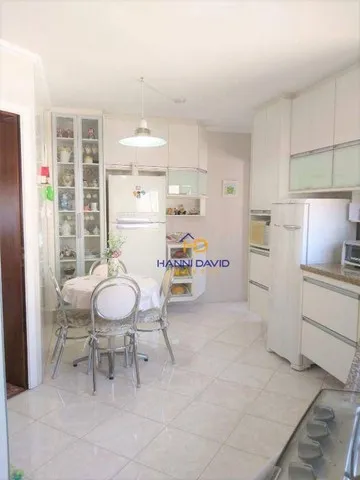 Ótimo custo x benefício !!! Excelente apartamento de 135m ² no bairro Bosque da Saúde ! 3