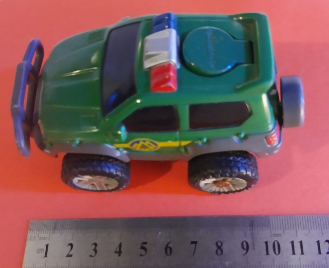 Jeep Florestal, MATCHBOX plástico Rígido com Fricção,Matell 2001 - Foto 3