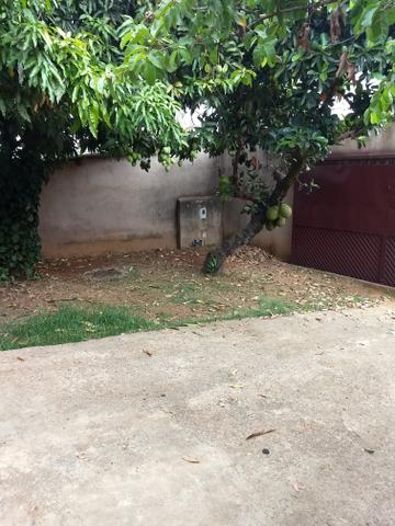 Vdo Casa 3 qts 1 suíte toda na laje ótimo local Setor de Mansões - Foto 2