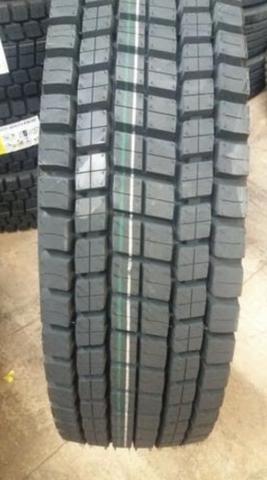 Pneus 295/80r22,5 e 275/80 R 22,5