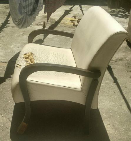Procurando quem reforma sofa (barato)