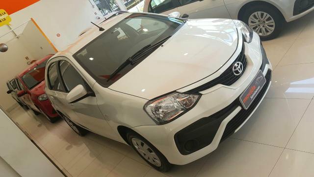 Toyota Etios Toyota Etios XS sedan 1.5 16 v automático