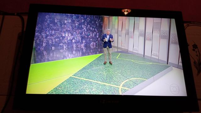 TV 32 polegadas HBUSTER usada - Foto 3