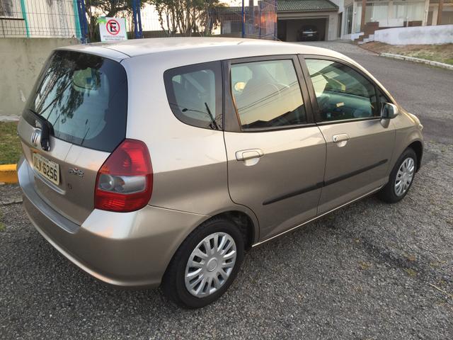 Honda Fit LX 1.4 ano 2004 completo - Foto 6