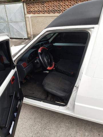 Vendo ou troco por carro de passeio - Foto 5