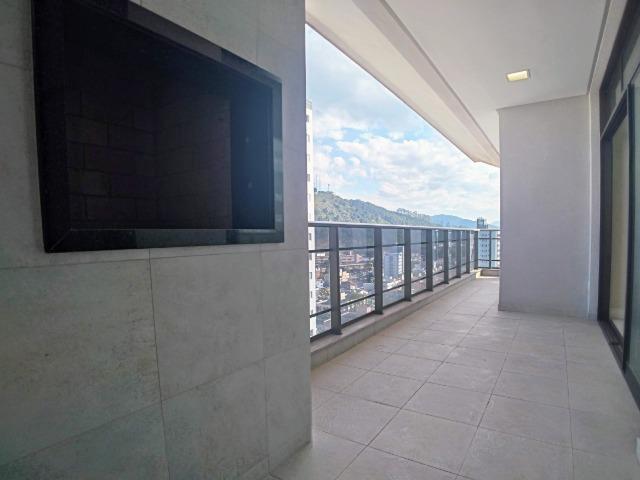 Amplo Apartamento 3 Dormitórios(1Suíte+2D) + Lavabo com 2 Vagas no Centro de Itajaí! - Foto 8
