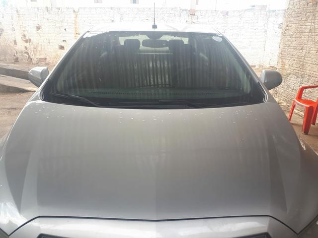 Vendo lindo prisma 1.4 com GNV 5 geração telefone para contato * - Foto 6
