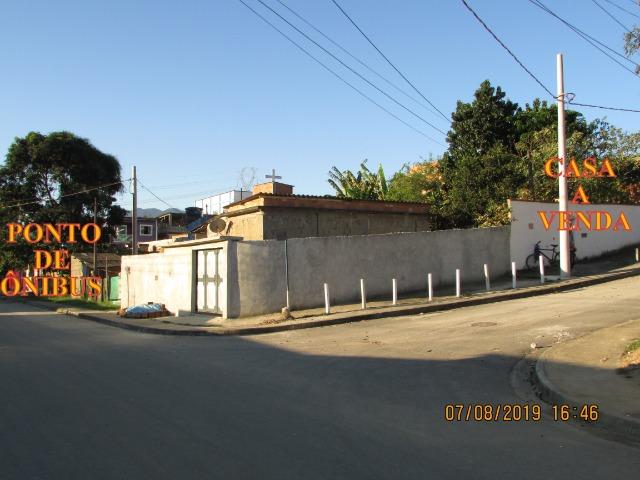 Casa com quintal, tudo murado, Bairro tranquilo, asfalto, condução, comércio! - Foto 2