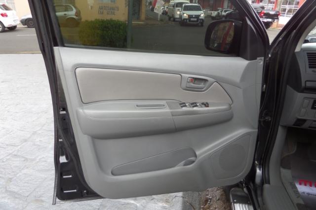 Toyota Hilux Cabine Dupla 4X4 SRV 4P - Foto 13