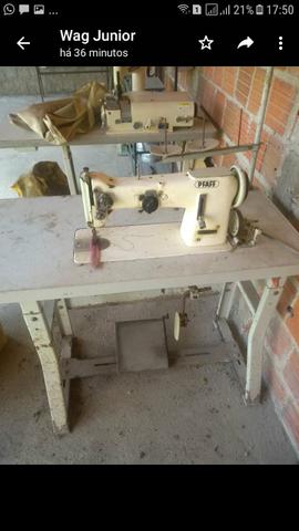Máquina de costura reta