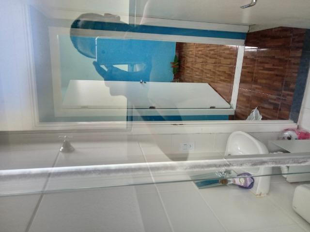 Alugo quarto em apartamento de 2 dormitórios mobiliado - Foto 3
