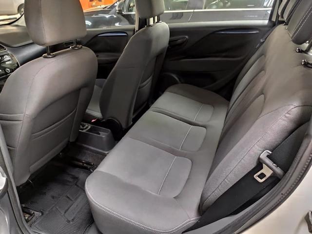 FIAT PUNTO ATTRACTIVE 1.4 FLEX MEC. - Foto 4