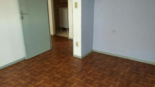 Apartamento 2 Dormitórios com Box Privativo, Centro, Esteio - Foto 4