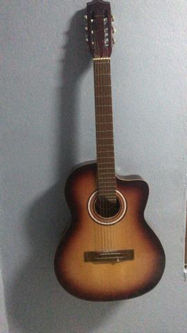 Violão lindo!