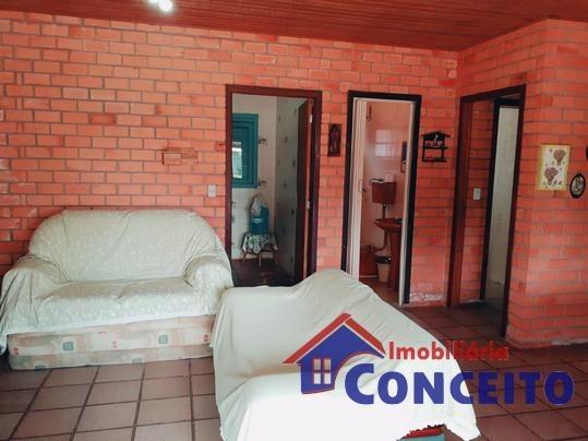 C98 - Bela residência em ótima localização - Foto 17